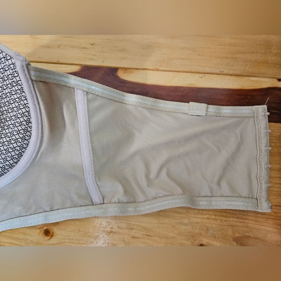 Daisy Fuentes Strapless Bra Size 40D - Picture 6 of 6